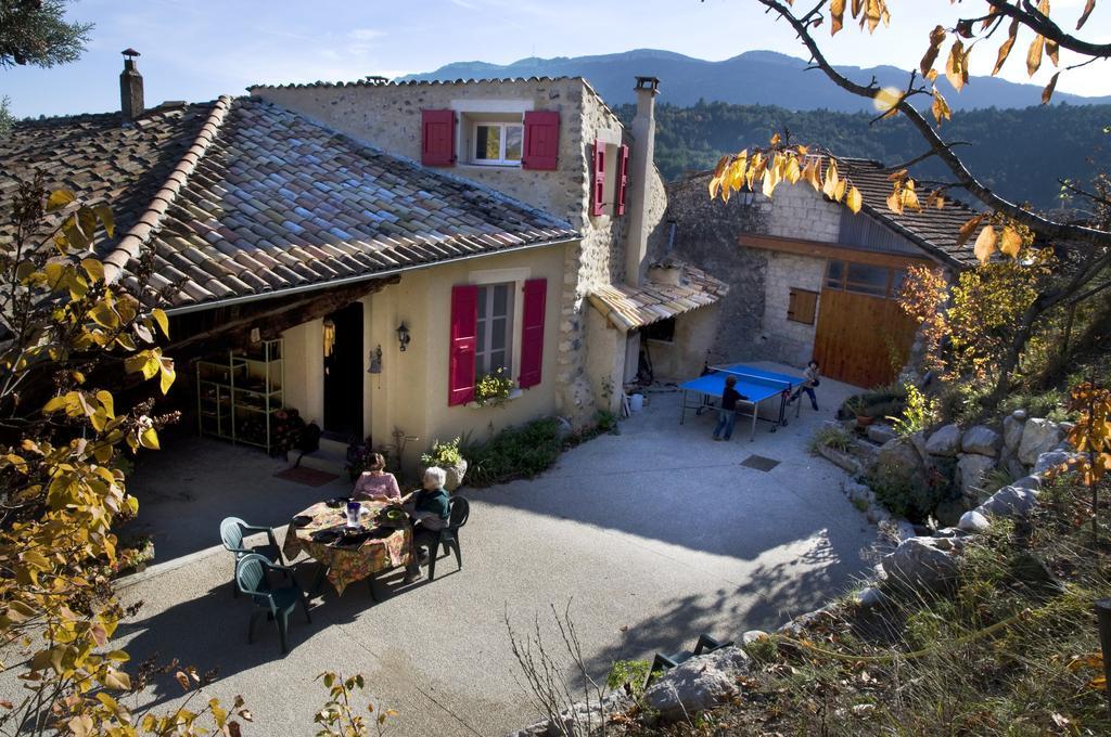 La Grange D'Agnes Bed & Breakfast Montmaur-en-Diois Bagian luar foto