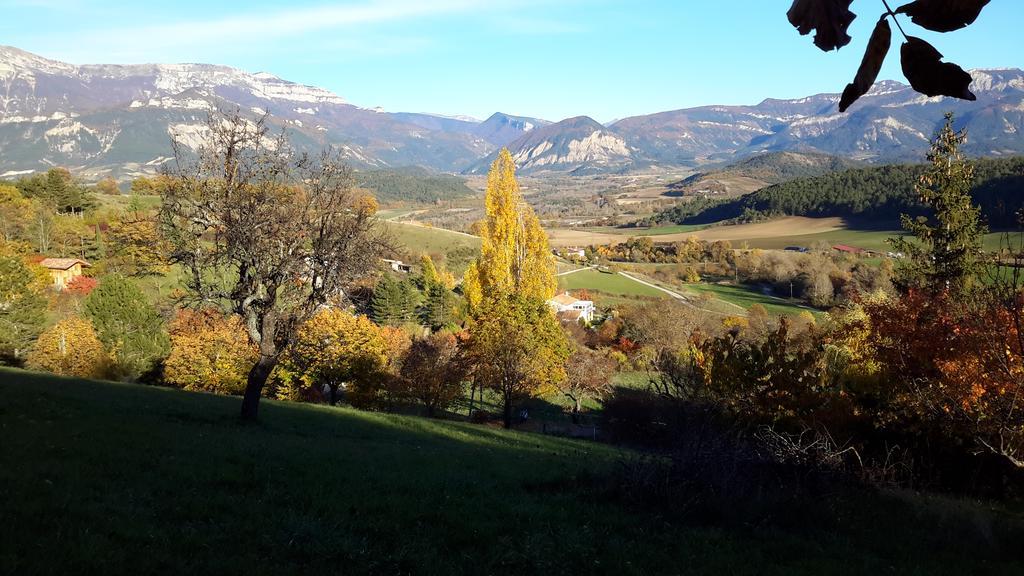 La Grange D'Agnes Bed & Breakfast Montmaur-en-Diois Bagian luar foto
